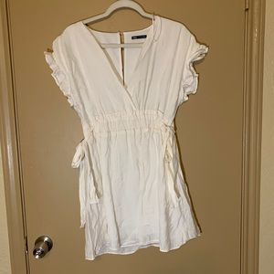 White Zara dress with bows